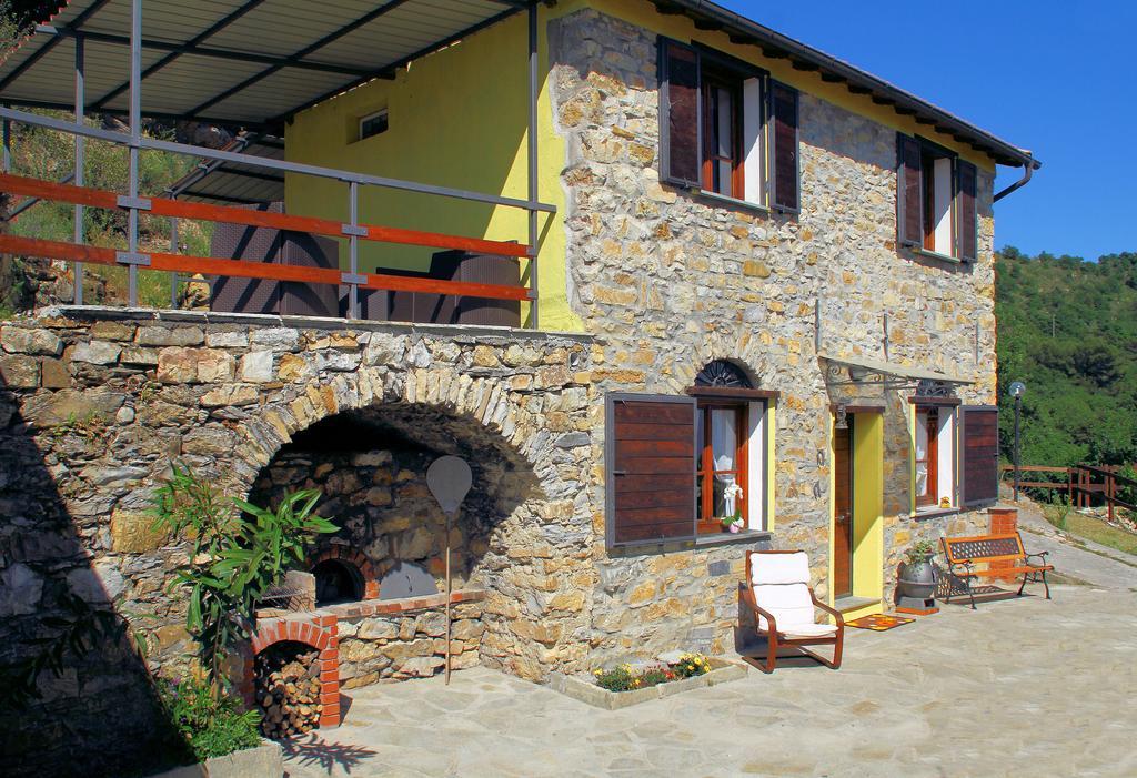 Case Natura Pontedassio Exteriér fotografie