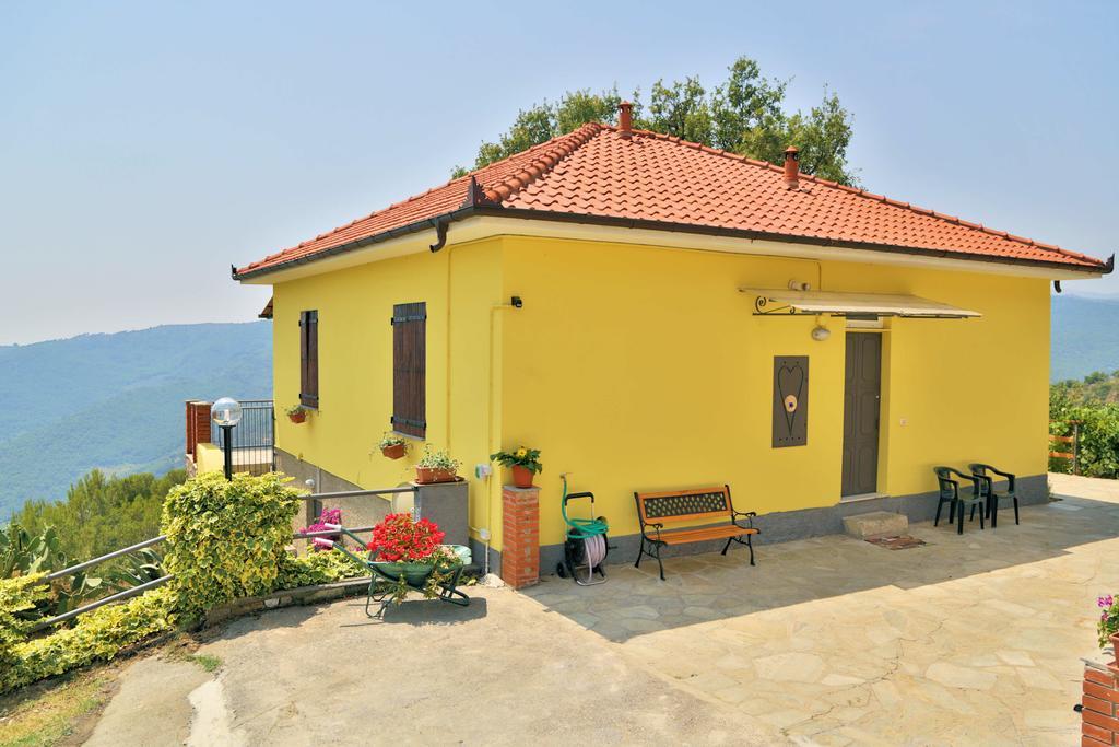 Case Natura Pontedassio Exteriér fotografie